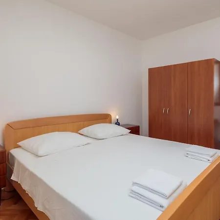 Apartment And Denis Duće