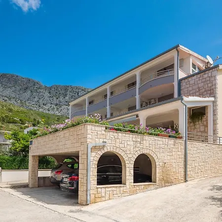 Lägenhet And Denis Duće