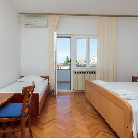 Apartment And Denis Duće